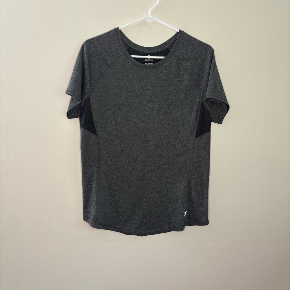 Old Navy women’s large Gray Short Sleeve Gym Casual Shirt running workout